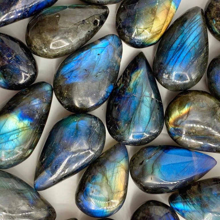 Labradorite Tear Drop Approx 3.5 x 2cm 2mm Drill Hole - Image 2