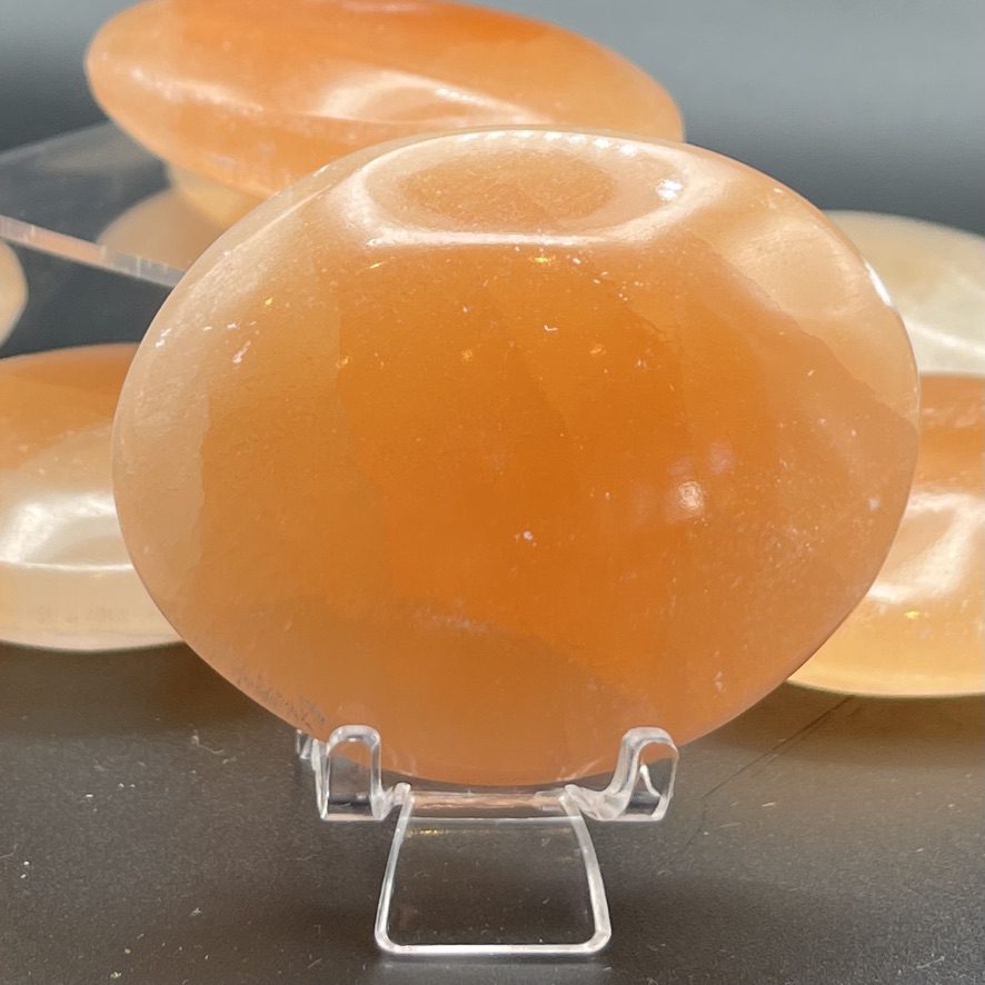 Peach Selenite Palmstones 7 x 5 x 2cm - Image 3