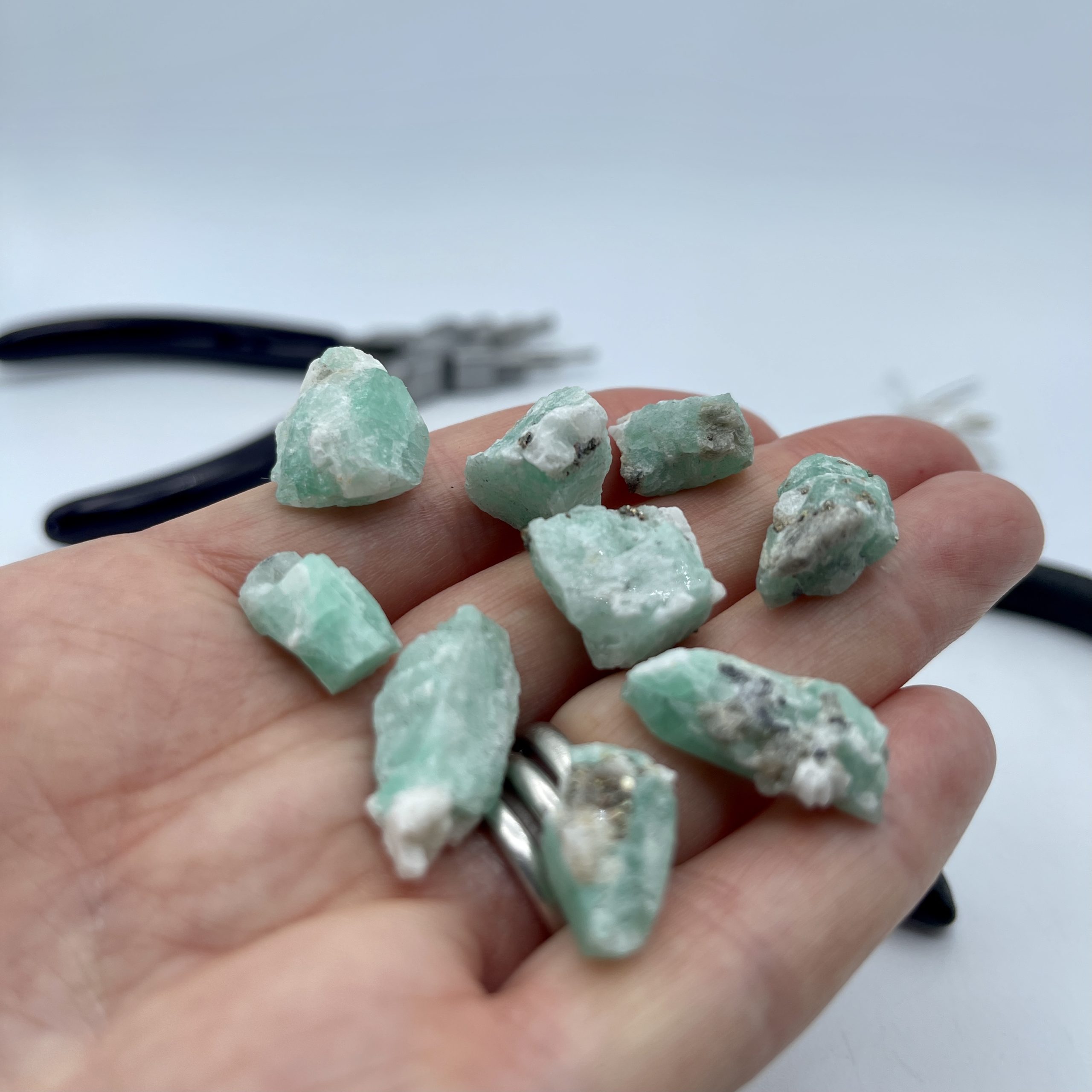 Emerald Rough Specimen Small 1 x 1.2-2cm Single Piece - Image 2