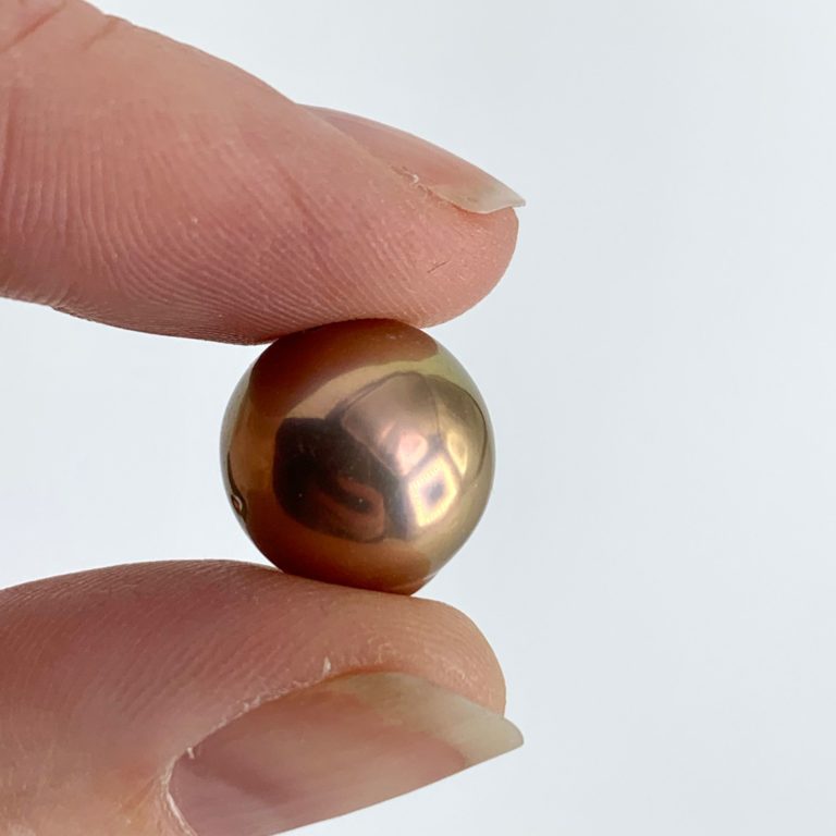 Freshwater Cultured Metallic Edison Style Pearl Approx 12-14mm - Image 2