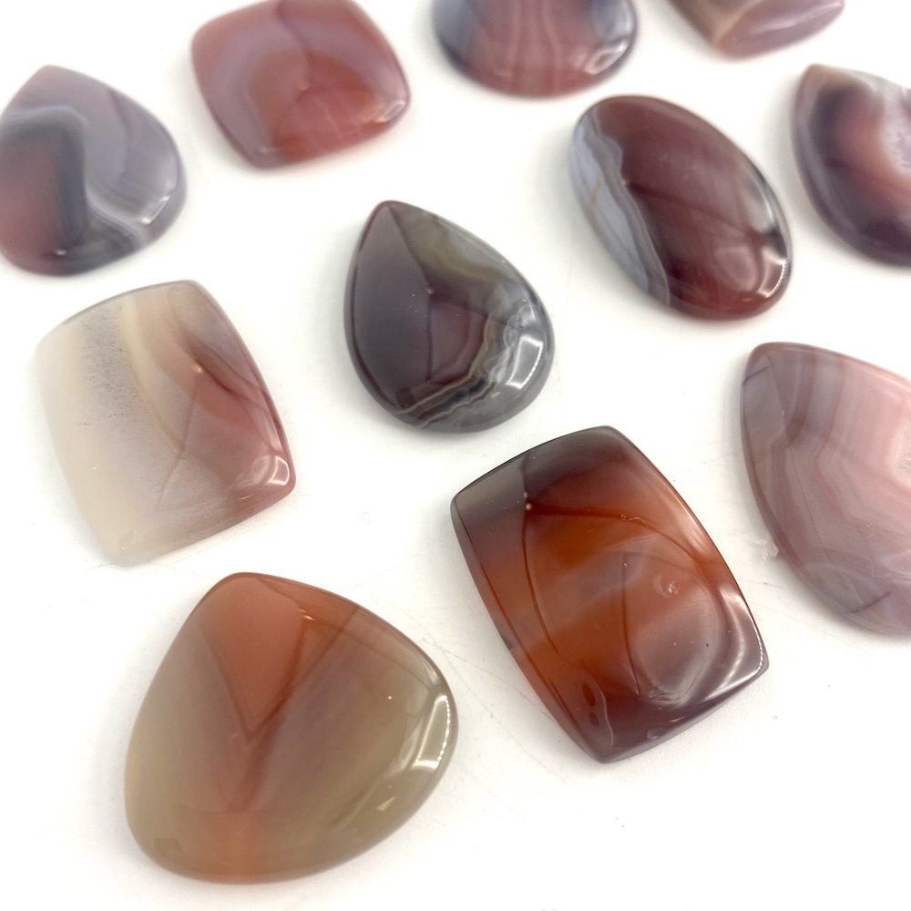 Botswana Agate Mixed Size & Shape Cabochons Approx 20 - 30mm 3 Piece Pack - Image 2