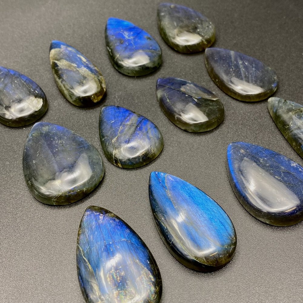 Electric Blue Labradorite Mixed Shape Cabochon Approx 35 - 50mm - Image 3