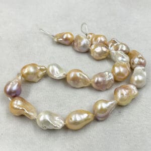 Fresh Water Cultured Ivory Coloured Baroque Pearl 14-15mm 1pc