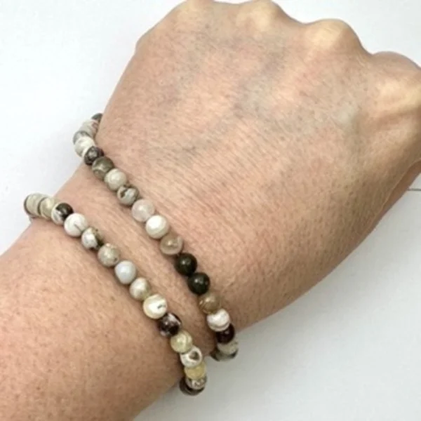 Laguna Agate Smooth Round Approx 6mm Beads Approx 38cm Strand - Image 2