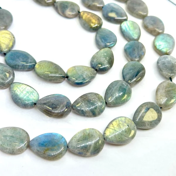 Labradorite Smooth Pear Shaped Beads Approx 18 x 13mm 11pcs per Strand - Image 3