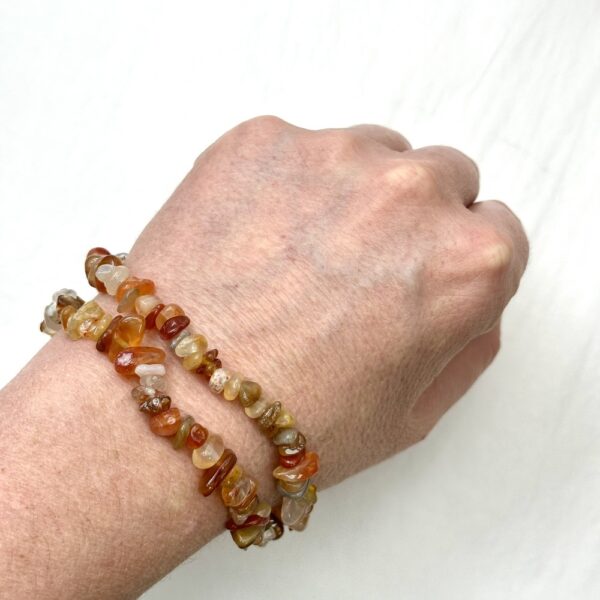 Carnelian Chips Approx 5 x 8mm Approx 78cm Strand - Image 4