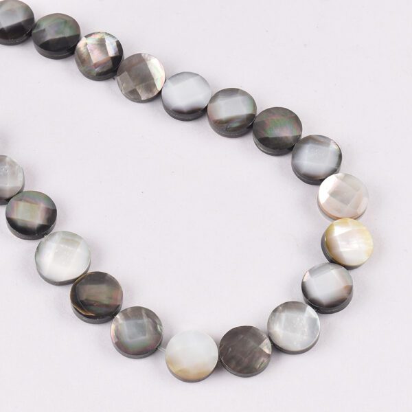Abalone Shell Silver (constructed) Coin 12x12mm 38 cm Strand