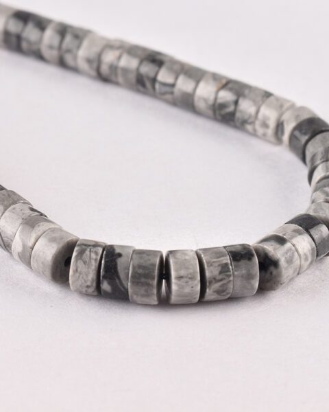 Grey Jasper 3x6mm Tyre 38 cm Strand