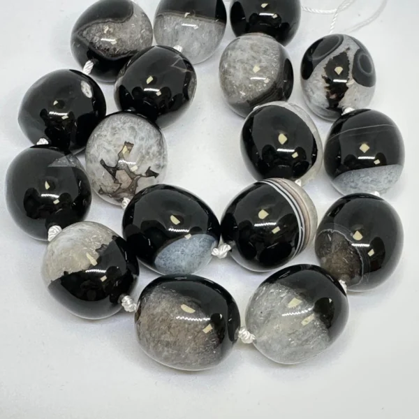 Dyed Agate Black/White Elongated Round Approx 20mm Beads Approx 21cm Strand
