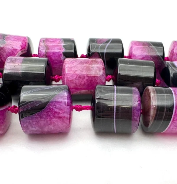 Dyed Agate Fuschia Barrel Shape Approx 18mm Beads Approx 21cm Strand