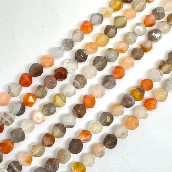 Red Botswana Agate Triangle Cut Approx 5-6 mm Approx 40cm Strand - Image 2