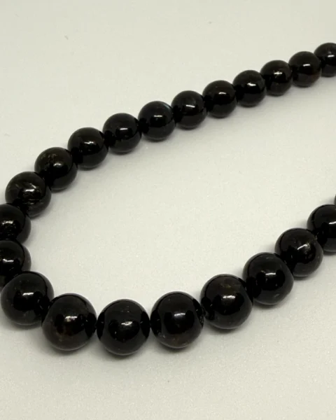 Nuummite Smooth Round Beads Approx 10mm 38cm Strand CHINA