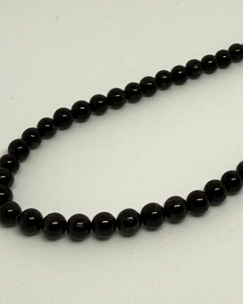 Nuummite Smooth Round Beads Approx 6mm 38cm Strand CHINA