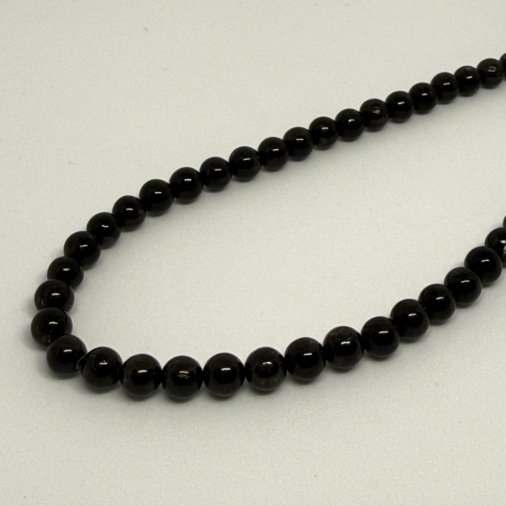 Nuummite Smooth Round Beads Approx 6mm 38cm Strand CHINA