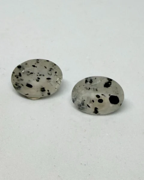 Included Spotty Quartz ( Mica Inclusions) Faceted Oval Approx 16 x 12mm 1pc