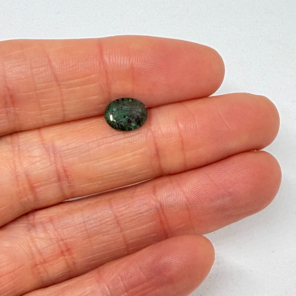 Included Emerald Faceted Oval Approx 9 x 7mm 1pc - Image 2