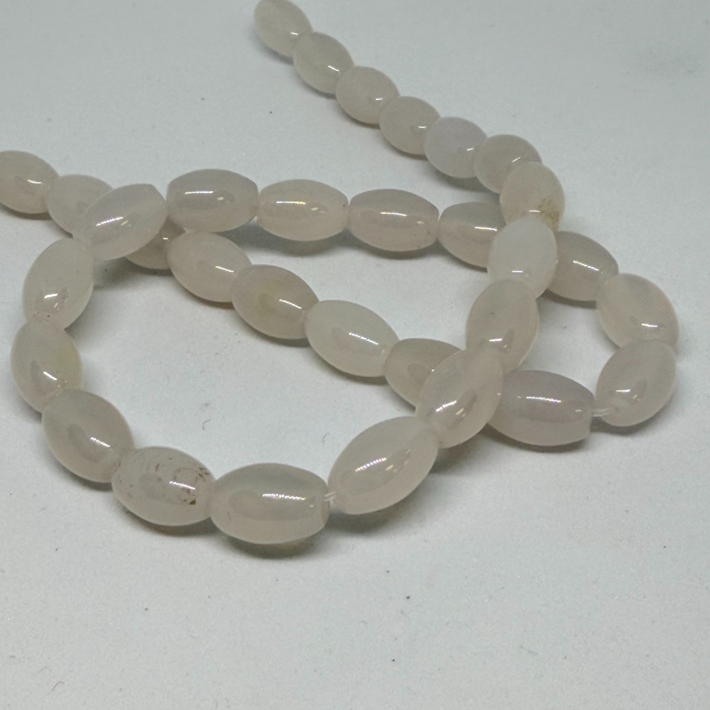 White (dyed) Agate Smooth Rice Beads Approx 8 x 12mm 38cm Strand - Image 4